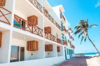 The Mint Resort Isla Mujeres Hotels near Joyxee Island