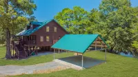 Experience Louisiana, Cabin on Bayou Petite Anse, centrally located in Acadiana