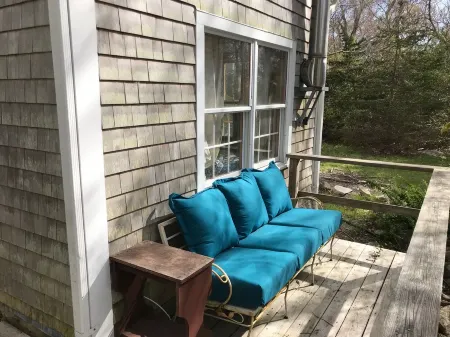 Lambert's Cove Beach Getaway - NEW LISTING Private Beach Access!