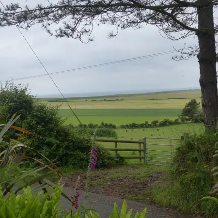 Idyllic rural retreat - Generous ferry discounts available