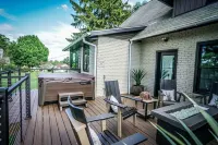 Oasis Carlisle in Amish Country