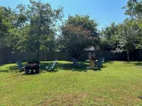4-bedroom vacation home just 4 minutes from Texas A&M University Hotels near Wolf Pen Creek Park