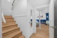 Charming 3 Beds/2 Baths Home- 2 miles to Lake Phalen