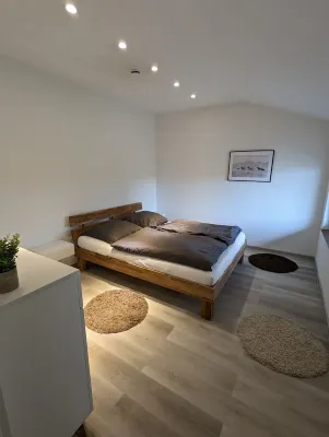 Modern Vacation Apartment on the Horse Farm for 2-4 People Lan, Smart TV*