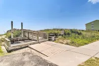 Ocean View, Pool & Easy Beach Access!
