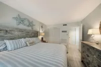 Beautiful Oceanfront Condo With Breathtaking Beach Views