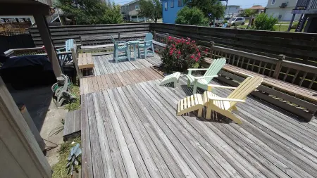 Wait 'n Sea - STR25-000243: Unwind with the Family at This Peaceful Getaway