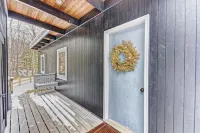 Kilbourne Lodge︙Cozy Mid-Mod︙Near Lifts