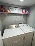 Medina Square Retreat - Spacious 4 bdrm home walking distance to the square