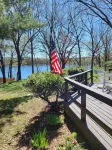Peaceful home on little Round lake near EAA, Iola car show & the Packer Stadium.