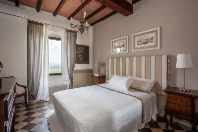 Historic home in Montalcino Hotels near Castiglion del Bosco