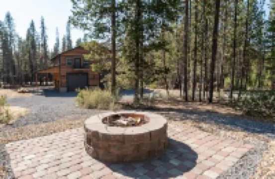 Newly Constructed Apartment in Prime Location!