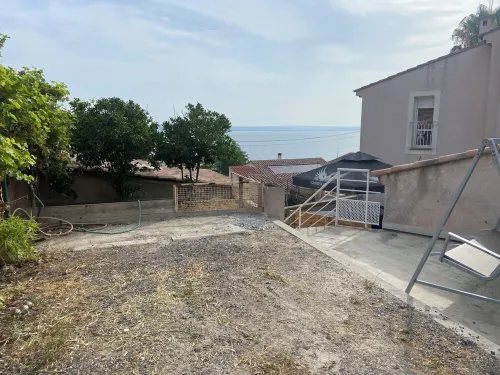 Dépendance Avec Jacuzzi, vue Panoramique sur Lanse du Ranquet et Plage à Pied ! Hotels in Istres