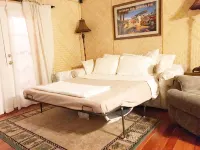 Hau'oli Place - Happy little tiki cottage in Volcano