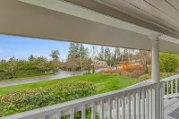 Redondo Beach Bungalow