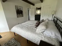 Newly Renovated Family Ski Condo Across the Street from Greek Peak Hotels in Virgil