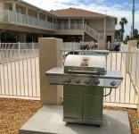 Watch the Sunrise Over the Bay<br>3 minute walk to the beach! - 4-Star