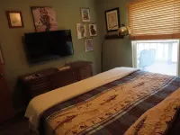 Riverside Cabin A 90FT to Riversedge. Great Views of White River  Wifi Cable BBQ