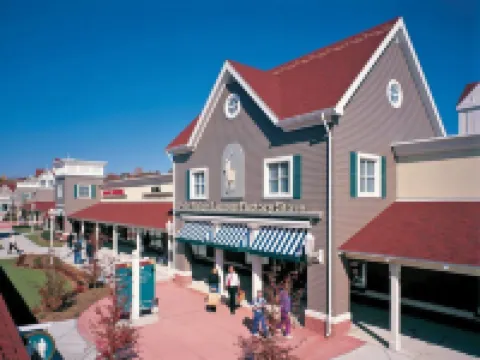 Stunning Waterfront Home with Private Beach! Hotels in Clinton