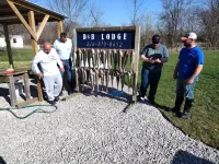 Newly remolded Lodge close to public boat ramps , beach and fishing charters. - Wifi