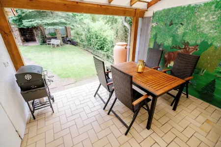 birds-nest holiday home palatian forest balcon wood stove