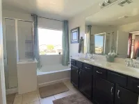 Private Heated Pool - Pool Heat Incl'D, Fire-Pit, Pool Table, Bar, Dog-Friendly!