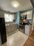 Sleek Modern Apartment near Tiger Stadium and L'Auberge Casino