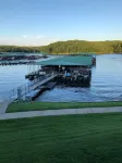 Close to Lake of the Ozarks Shootout. Free Boat Slip. Centrally Located