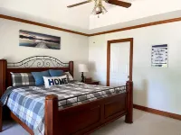 💥PARADISE POINTE: 2 Floors, 4 BDR, 7 Beds,  Guests, PET FRIENDLY 🥇