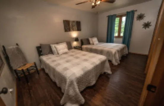 Whispering Pines By The Bay, quiet seclusion near water and town