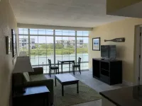 1 Bedroom Condo (incl 4 passes to Water Park)