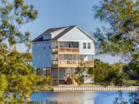 Playroom, Basketball & Pool; Lakefront w/ Sound & Sunset Views; Dog Friendly Hotels in Kinnakeet