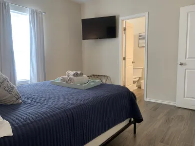 King Bed Cozy Pet Friendly Condo with Private Terrace in a Calm Gated Community Hotels near UTRGV Visual Arts Building