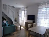 VKLS 3 2-bedroom apartment 朗吉迪克住宿飯店