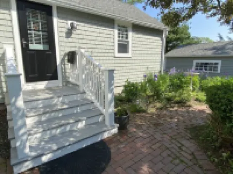 Birch Point at Cushman Cove- Entire Suite- King size bed, private setting