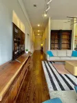 Upscale Downtown Luxury Penthouse with PARKING