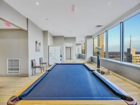 Luxury 1 Bhk Apt W/Parking Pool | Gym| City View