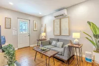 Cozy, dog-friendly, downtown