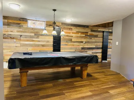 Cabin. Hocking county ,private , secluded. Family, Friends.