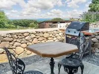 Pipistrelle Cottage a quirky gem on the Llech Y Dwr Estate near Snowdonia