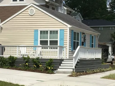 New Seaglass Cottage
