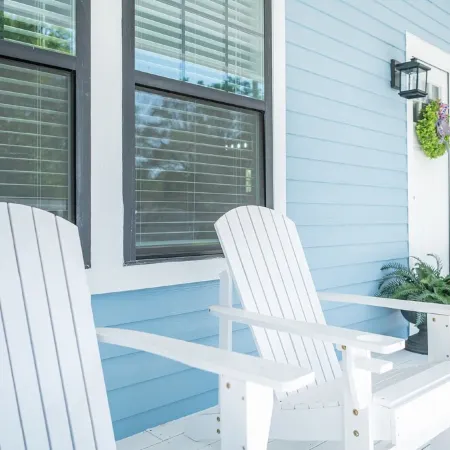 Modern Cottage 3 Bed 2 Bath, Close to Downtown