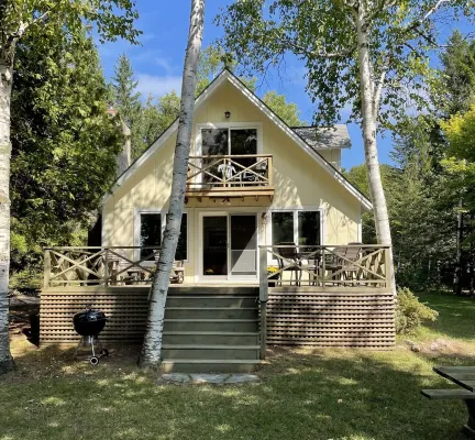 Fall Open w/Late Checkout, Stunning, Cozy, Sunset Waterfront on N Lake Leelanau.