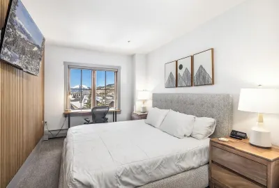 Sammy's Slope Side Bliss: 3br in Keystone Village Hotels in River Run