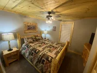 COZY CABIN ON 40 ACRES CLOSE TO THE TRAIL