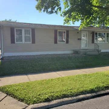 COVE DISTRICT HOUSE WITH VIEW OF CEDAR POINT