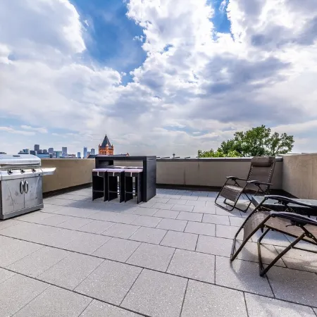 Post-Worthy Rooftop Views / Super Walkable LoHi Area / Modern 3b3b