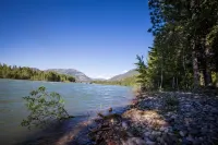 Montana Recreation Retreat on Flathead River Close to Glacier National Park