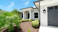 Luxury 4 BR/3BA Waterview Home w/ Pool + Spa with work space