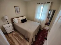 Cheerful Home w/Fireplace